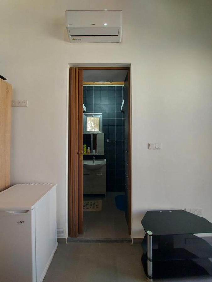 Anna Guesthouse 10 Min Walk From The Beach Larnaca Eksteriør billede